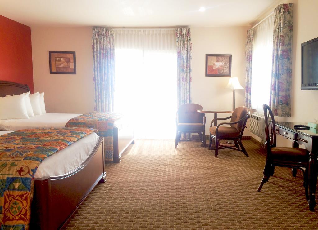 Days Inn Harbor View San Diego Ruang foto