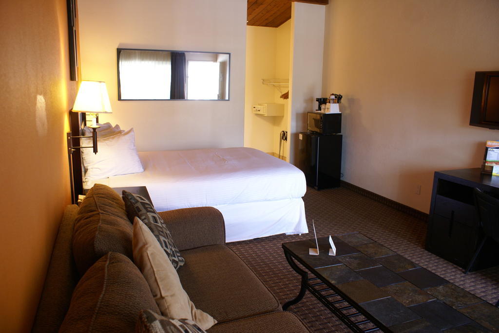 Days Inn Harbor View San Diego Bagian luar foto